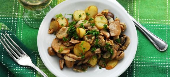 Ricetta Funghi Misti E Patate Cucinarefunghi Com